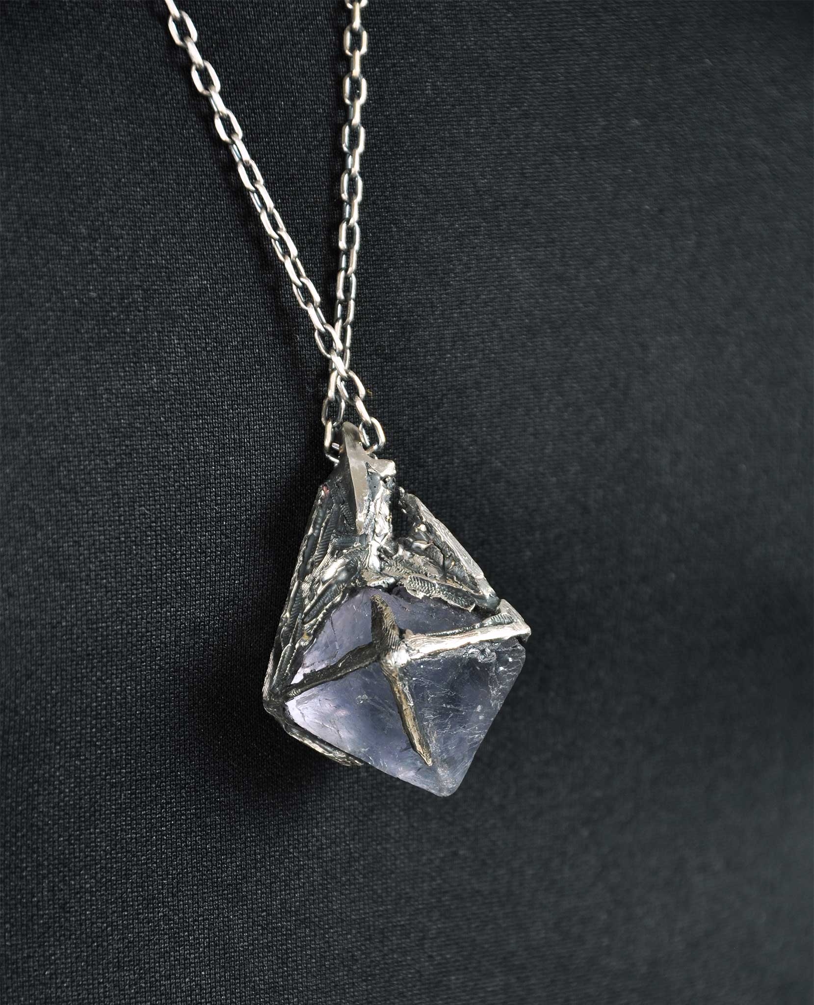VIOLET FLUORITE PENDULUM - Image 4