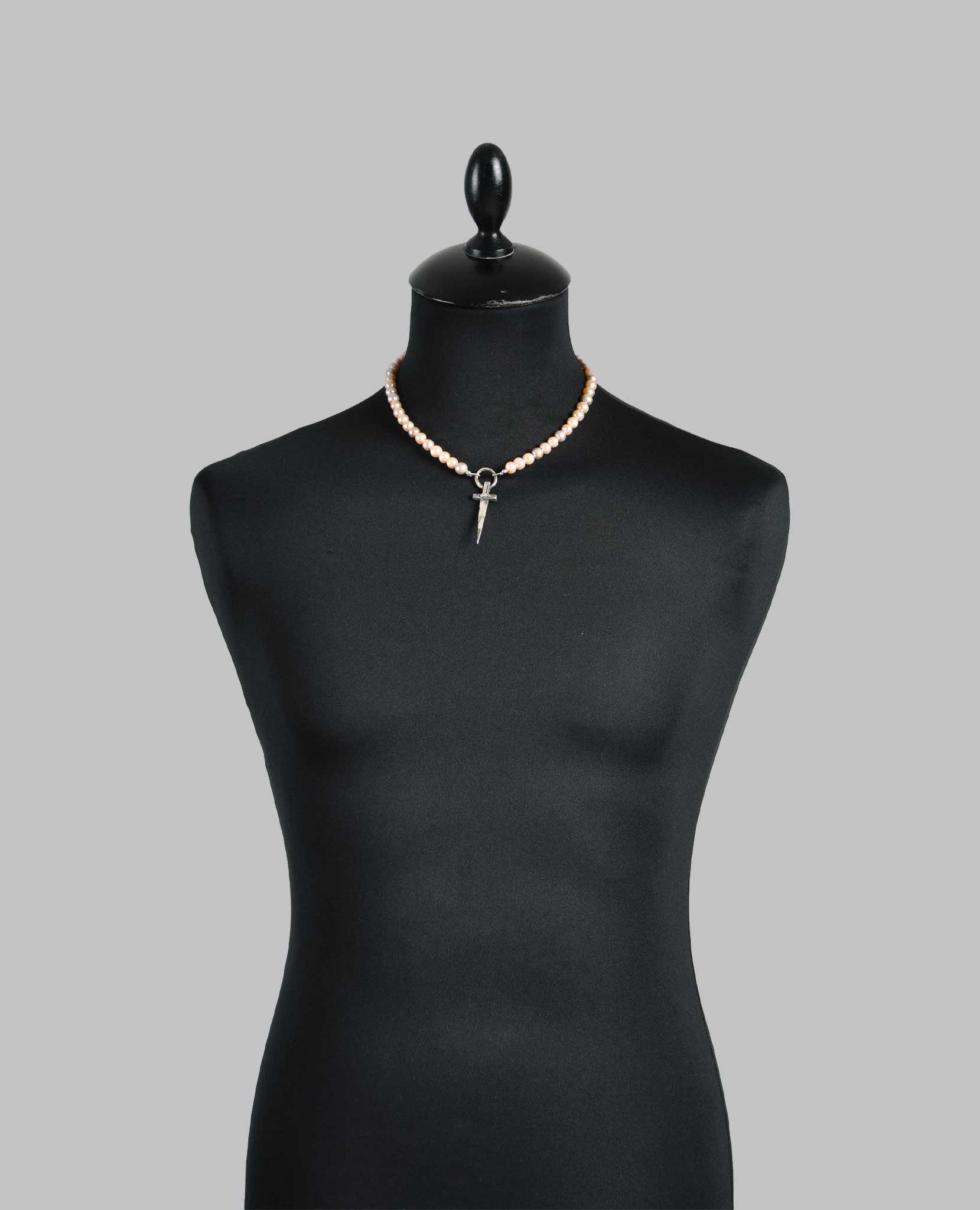 PINK PEARL DAGGER CHOKER - Image 3