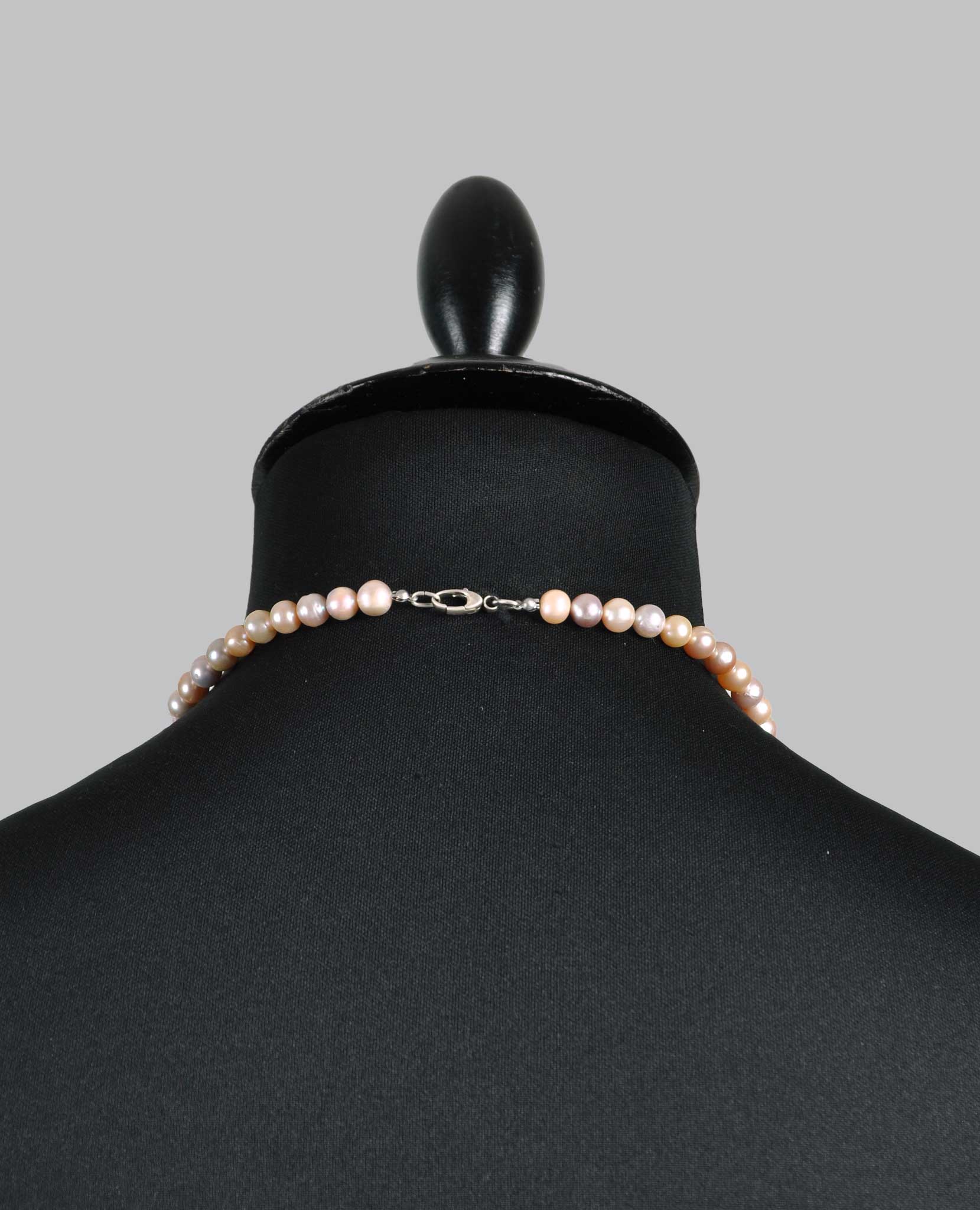PINK PEARL DAGGER CHOKER - Image 7