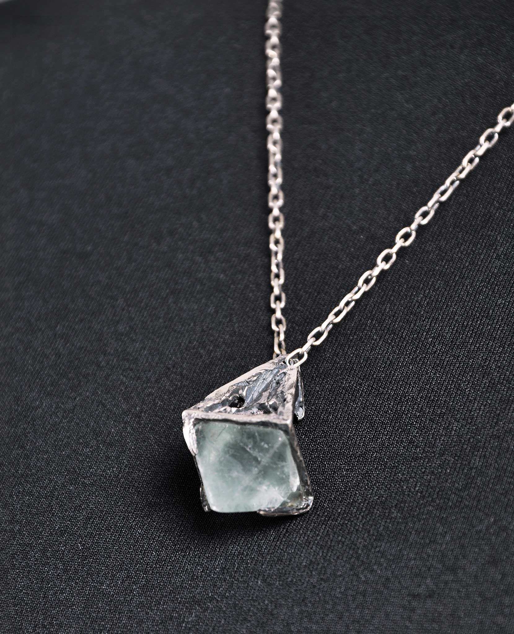 WHITE FLUORITE PENDULUM - Image 5