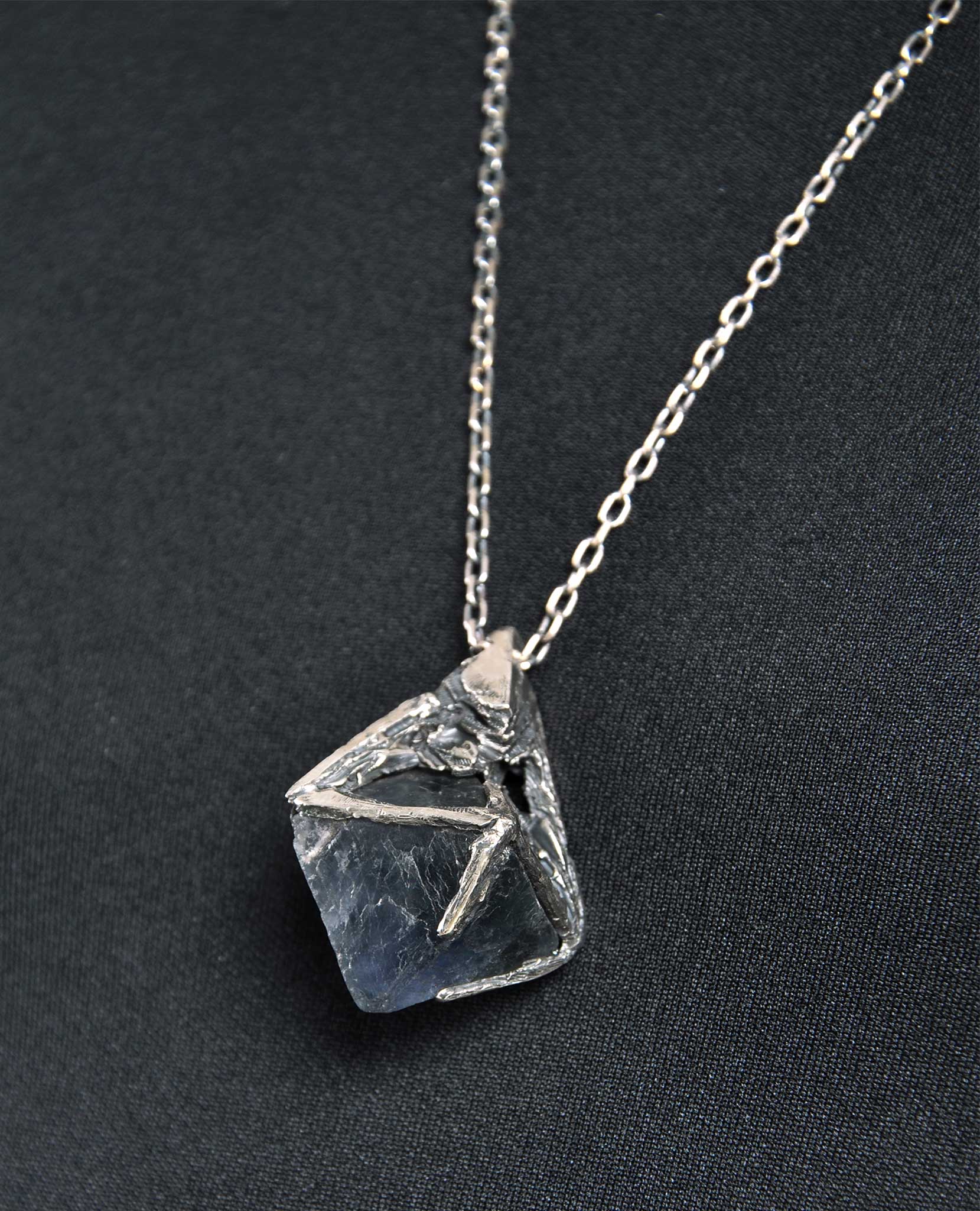 WHITE FLUORITE PENDULUM - Image 5