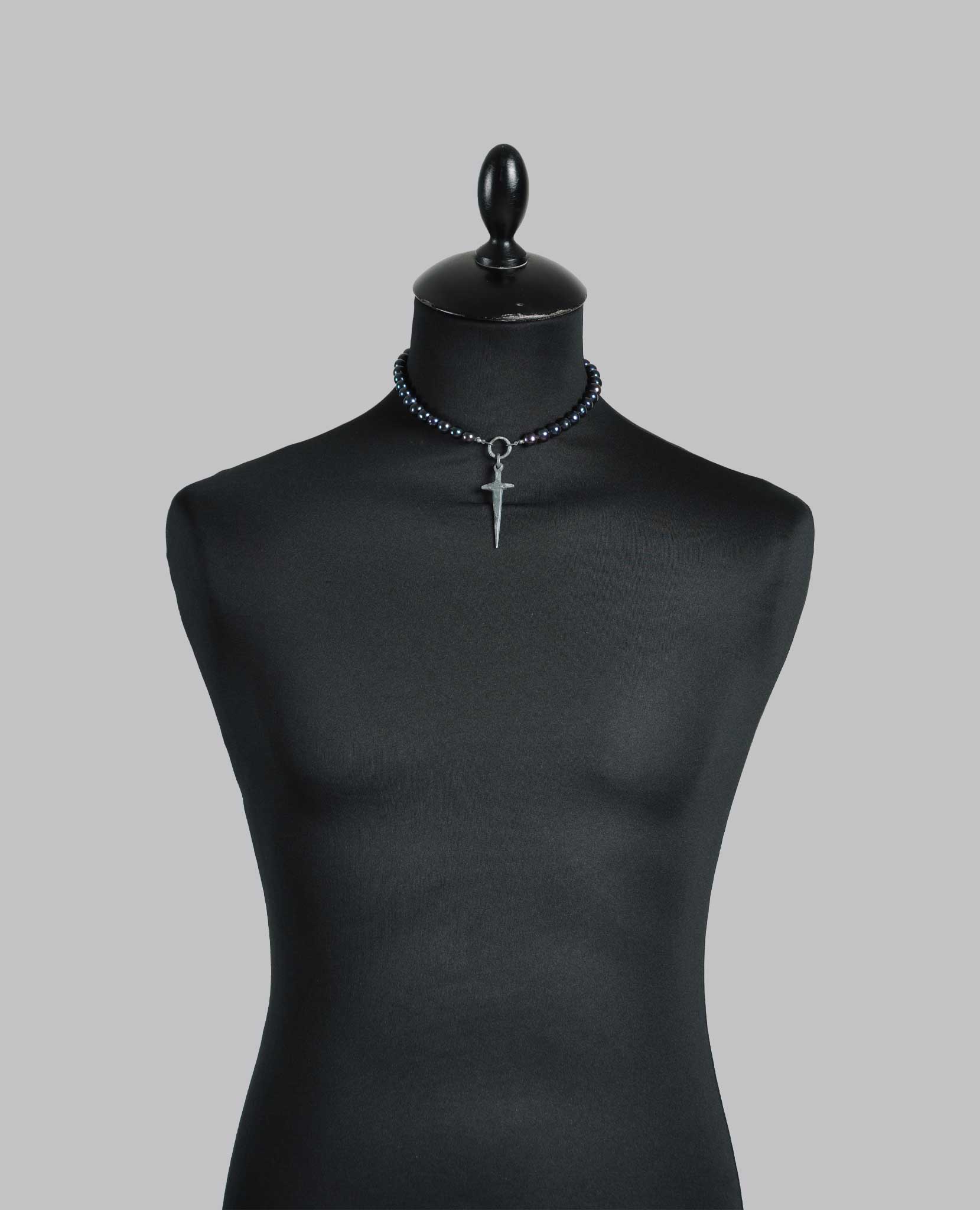 BLACK PEARL DAGGER CHOKER - Image 3