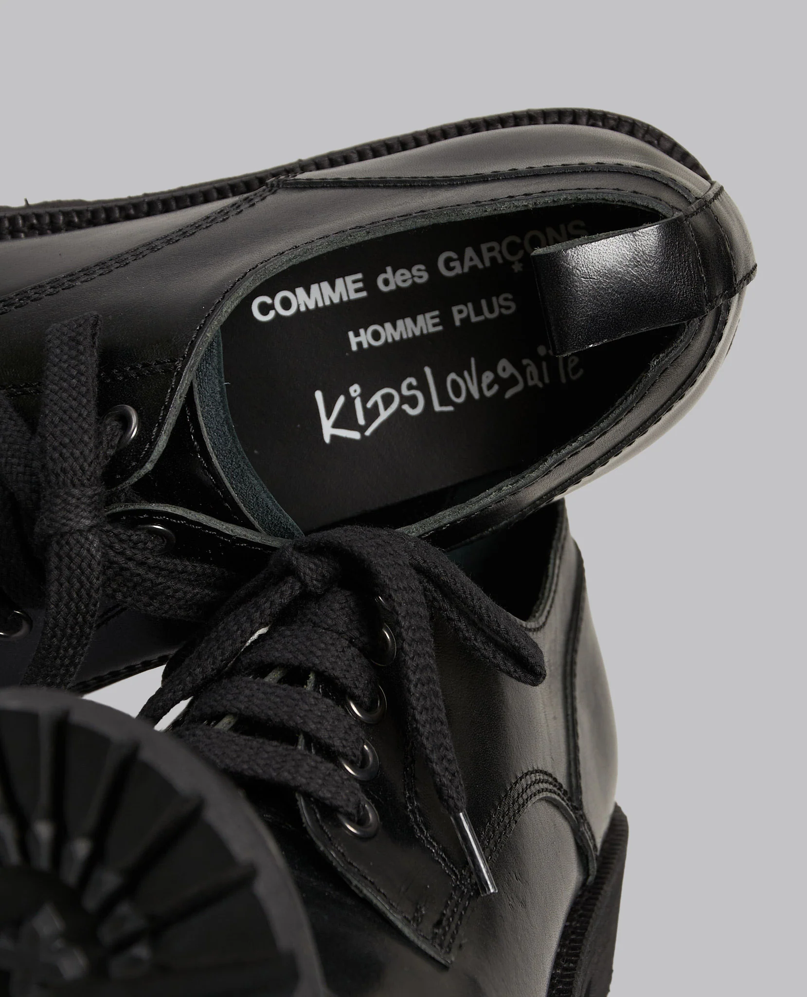 CDG X KIDS LOVE GAITE SHOES - Image 11