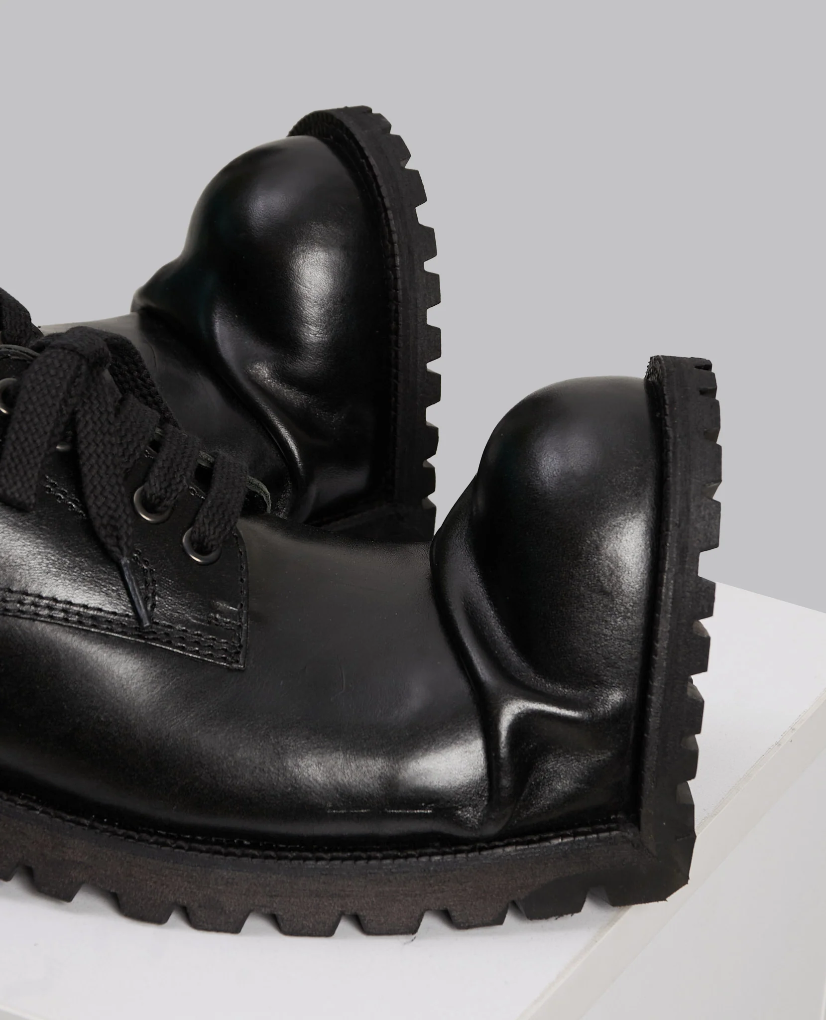 CDG X KIDS LOVE GAITE SHOES - Image 7
