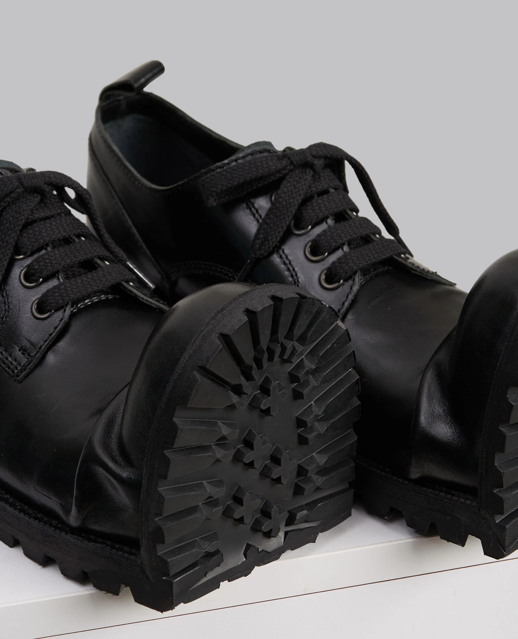 CDG X KIDS LOVE GAITE SHOES - Image 8