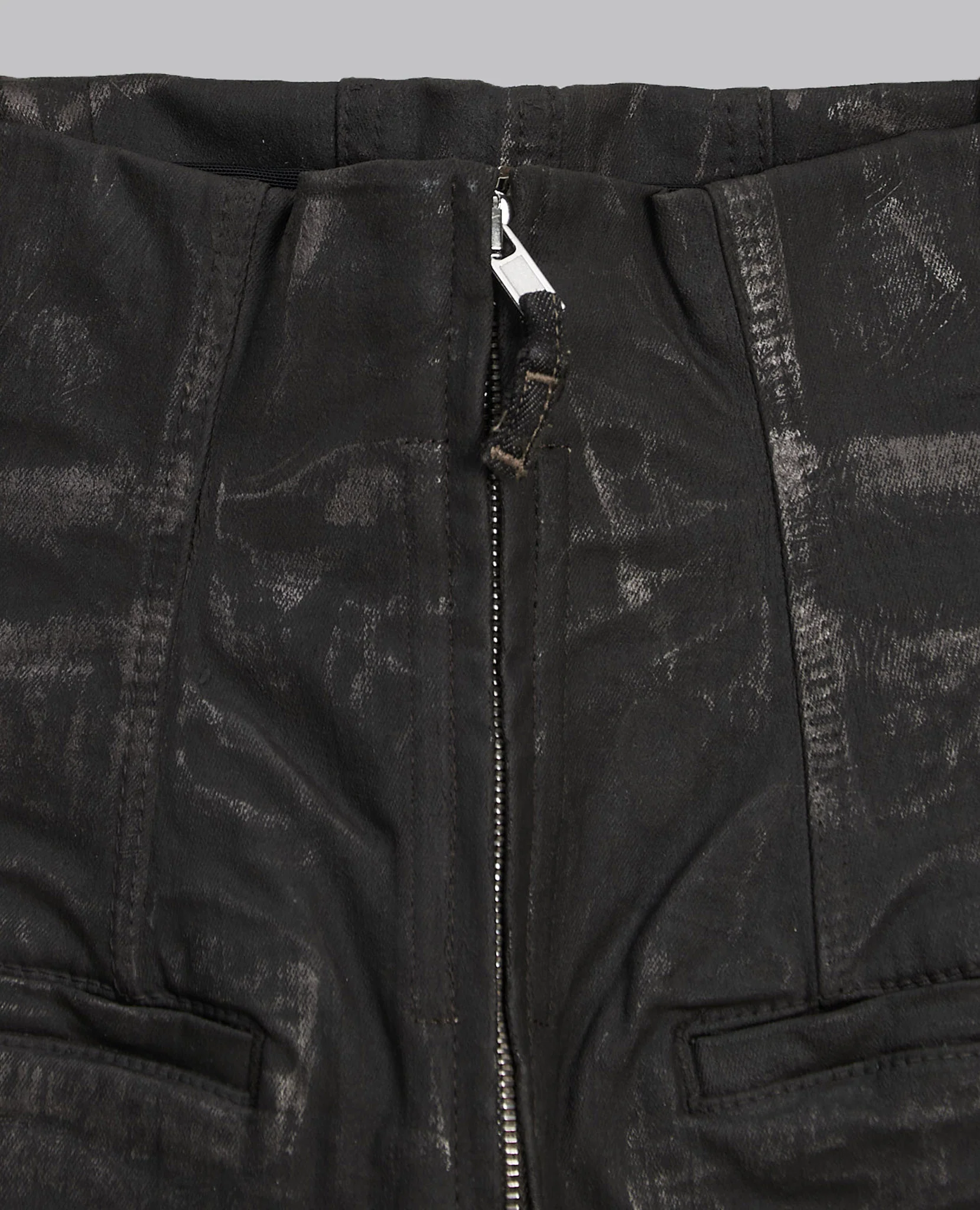 CONCORDIANS DRKSHDW DIRT CUTOFFS - Image 8
