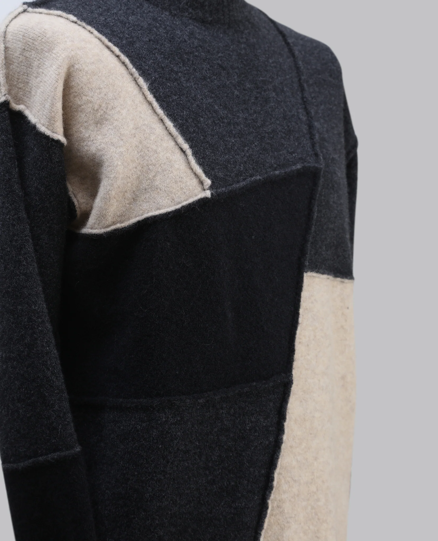 Contrast Panel Knit - Image 5