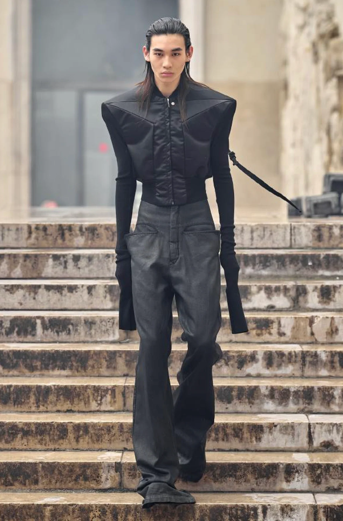RUNWAY DIRT LIDO BLACK WAX - Image 2