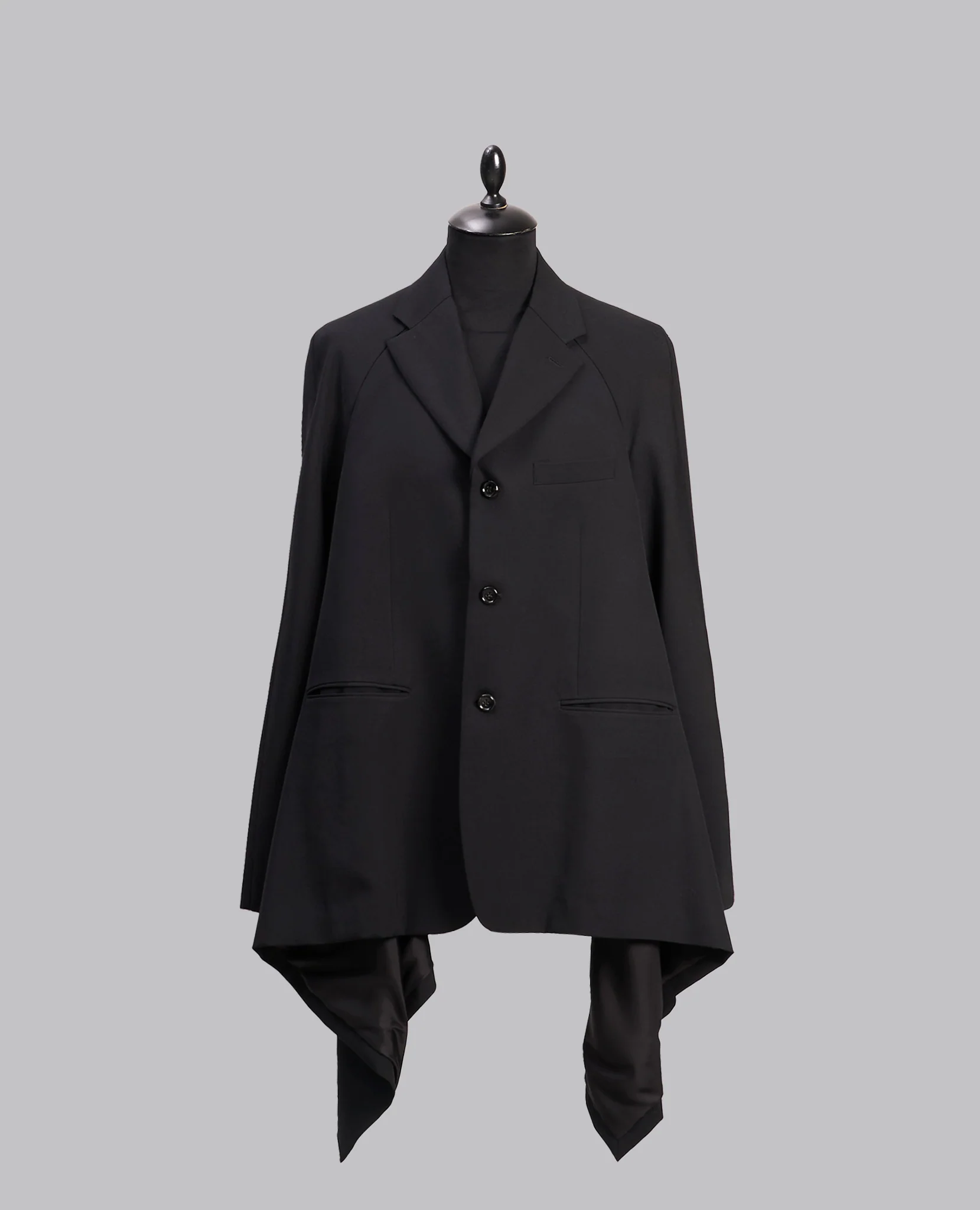 DRAPED HEM BLAZER
