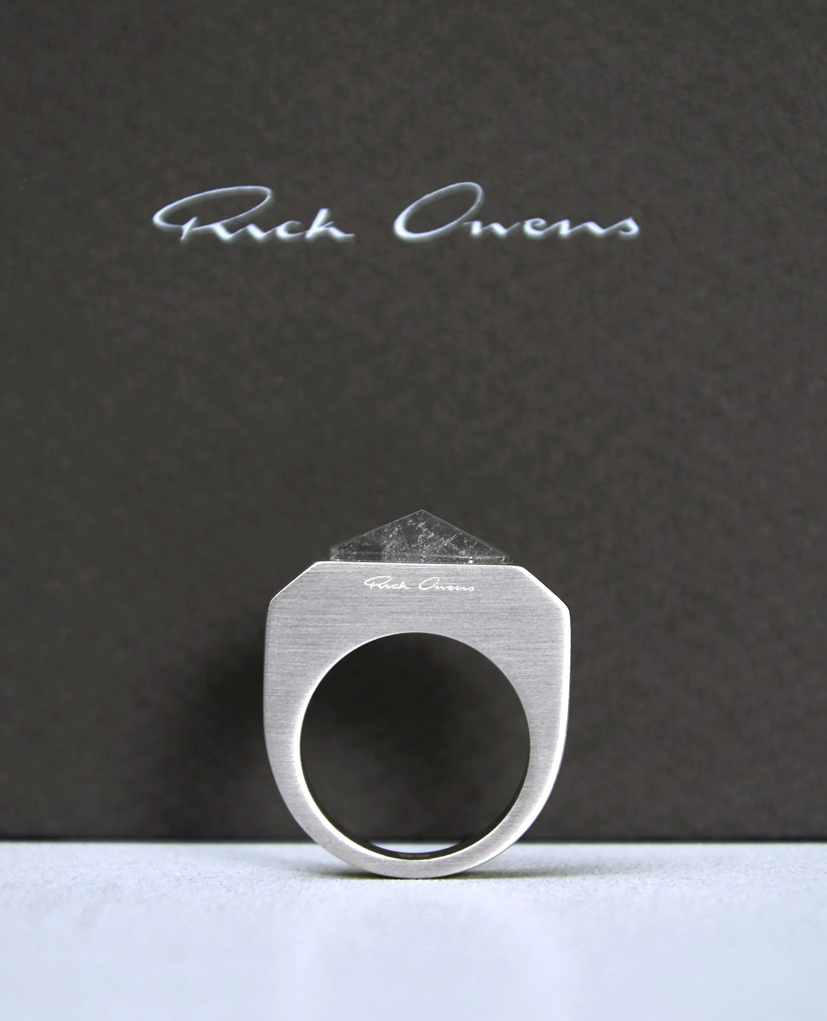 TEMPLE HOLLYWOOD PYRAMID RING - Image 4