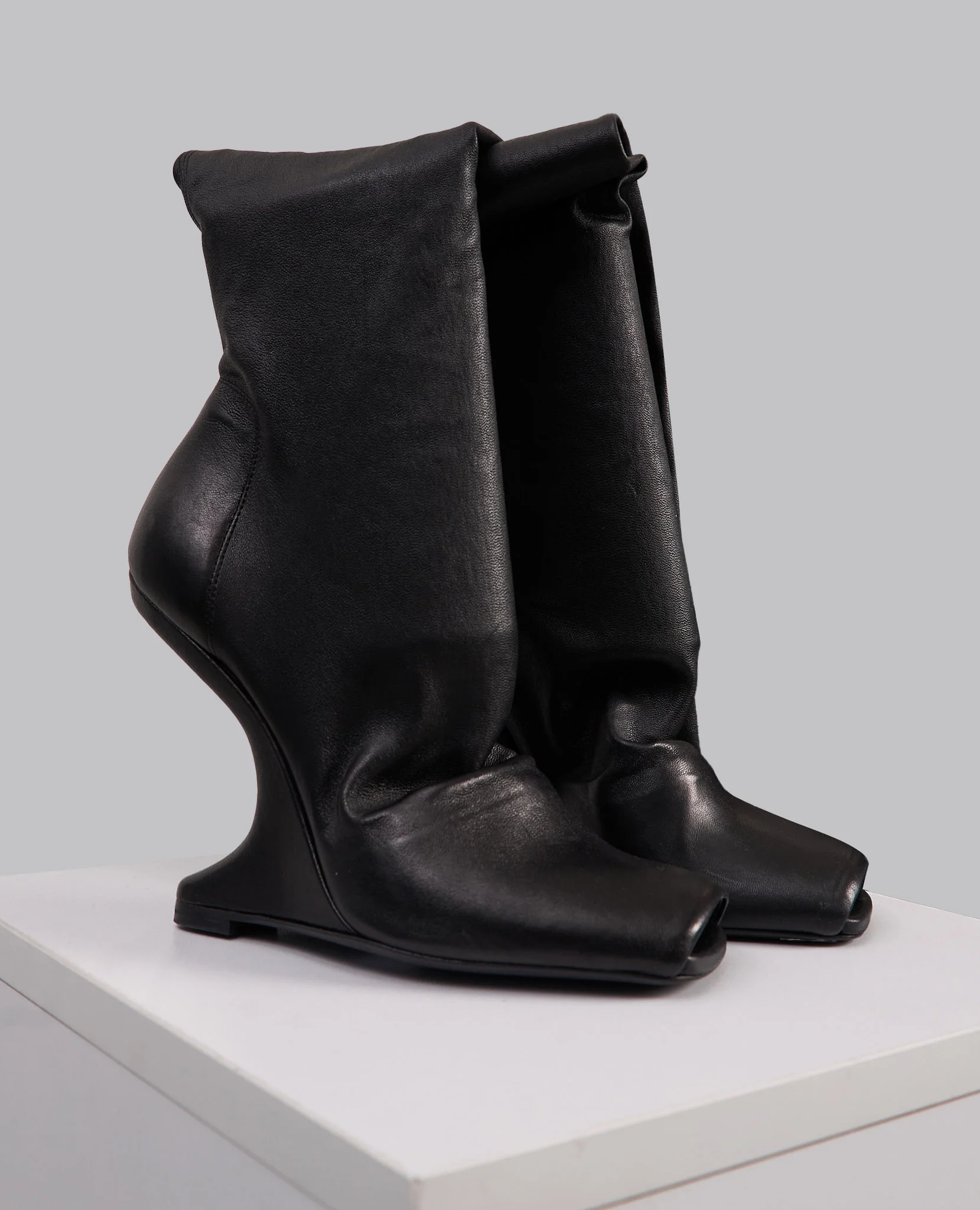 TEMPLE LILIES CANTILEVER 11 BOOT - Image 7