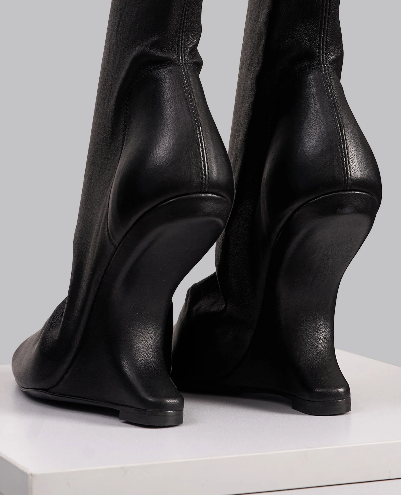 TEMPLE LILIES CANTILEVER 11 BOOT - Image 9