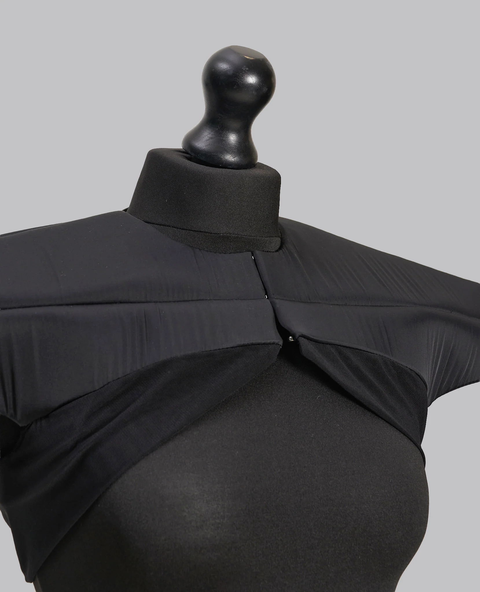 TEMPLE RUNWAY SOFT FENDER JKT - Image 5