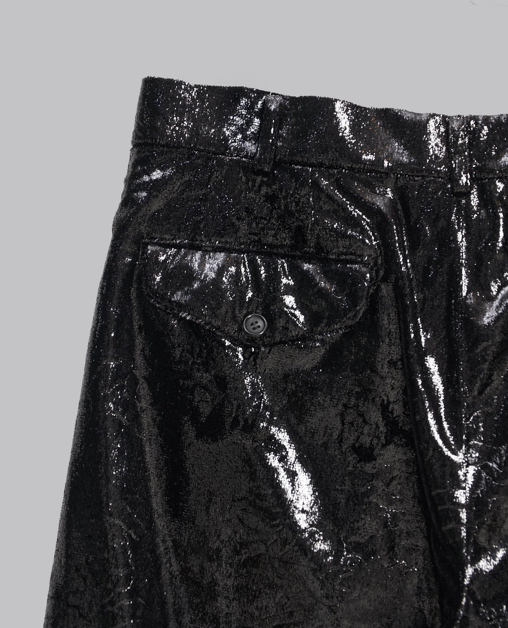 TEXTURED SHINY SHORTS - Image 3