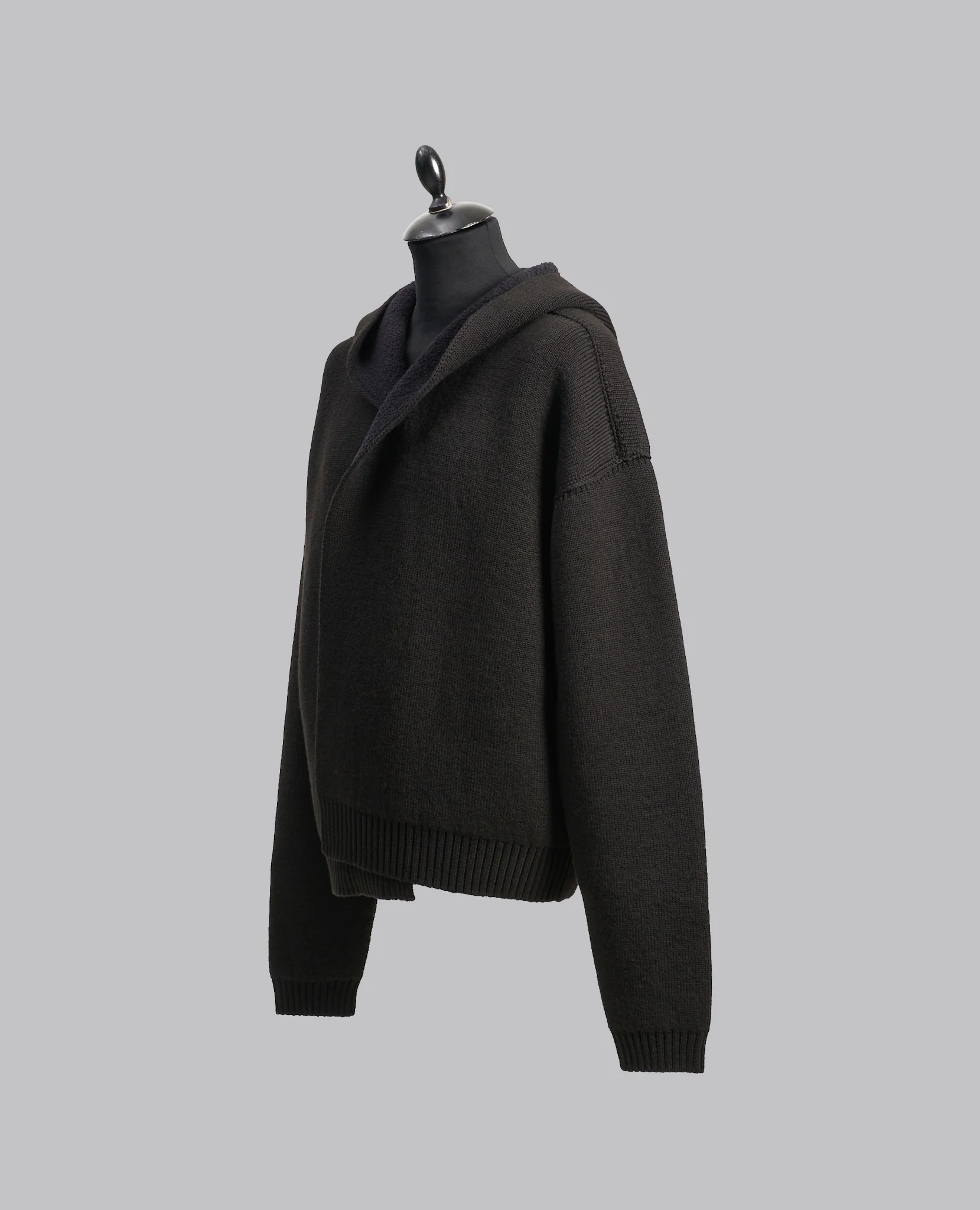 TOWER HOODIE ROBE - Image 13