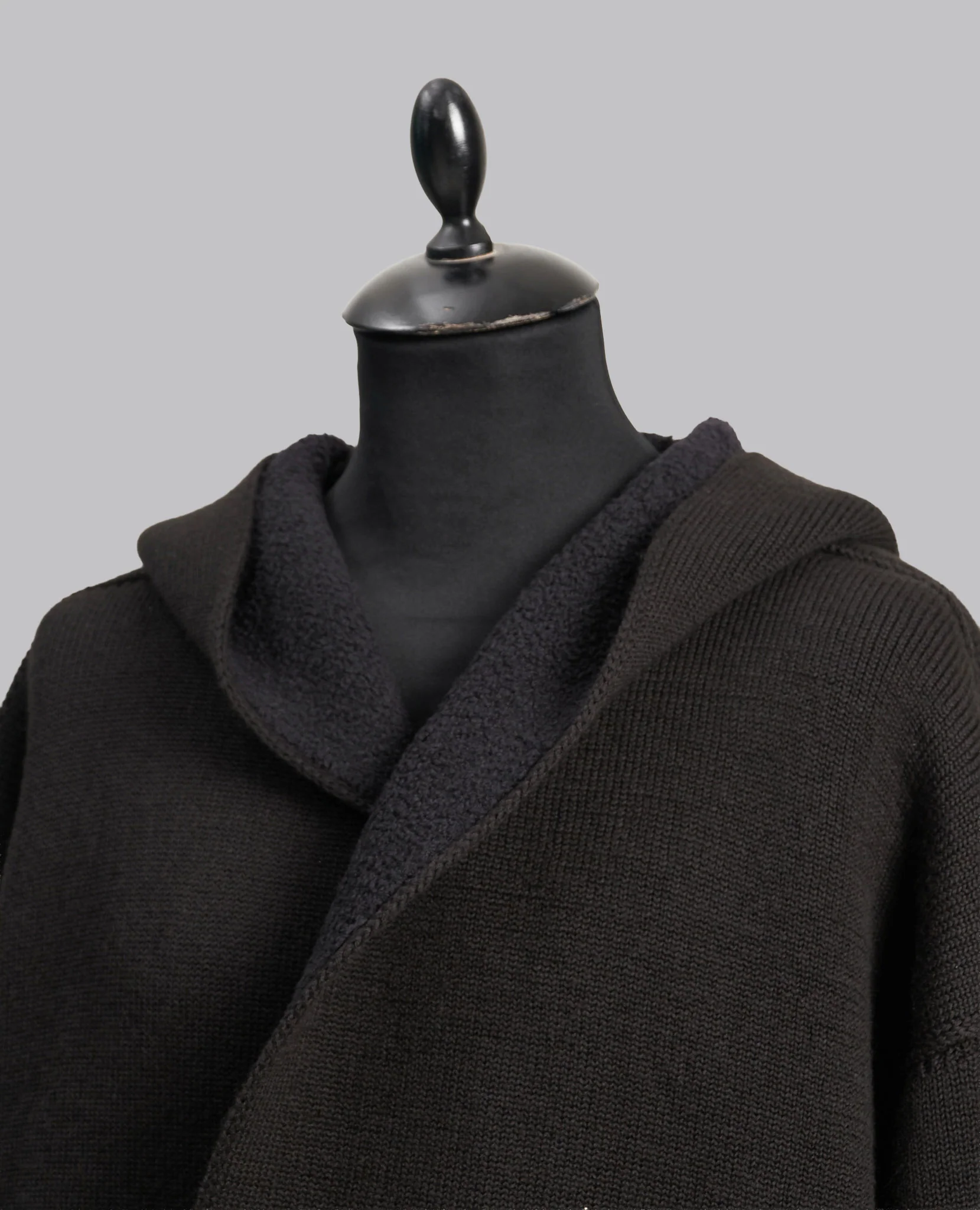 TOWER HOODIE ROBE - Image 3